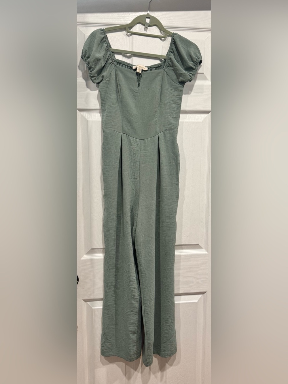Women’s Sage Green Jumpsuit - Like New